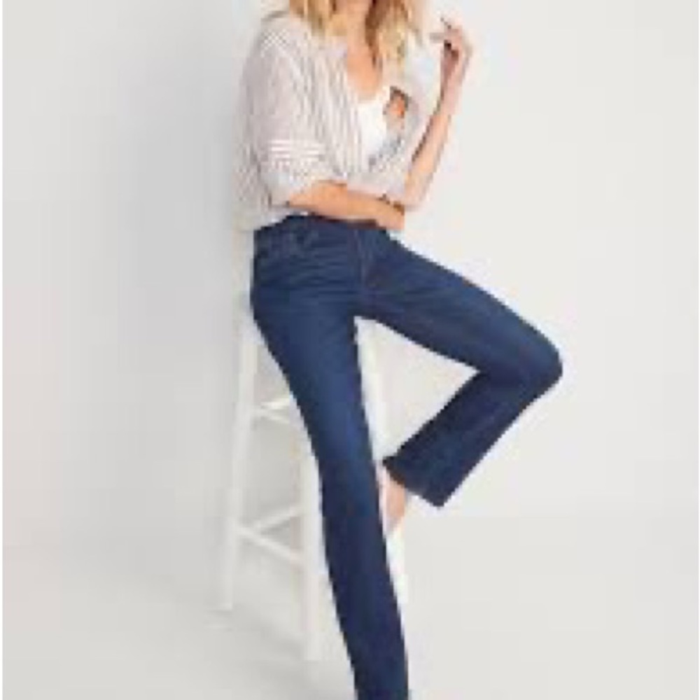 EUC Old Navy Original Mid Rise Dark Wash Jeans